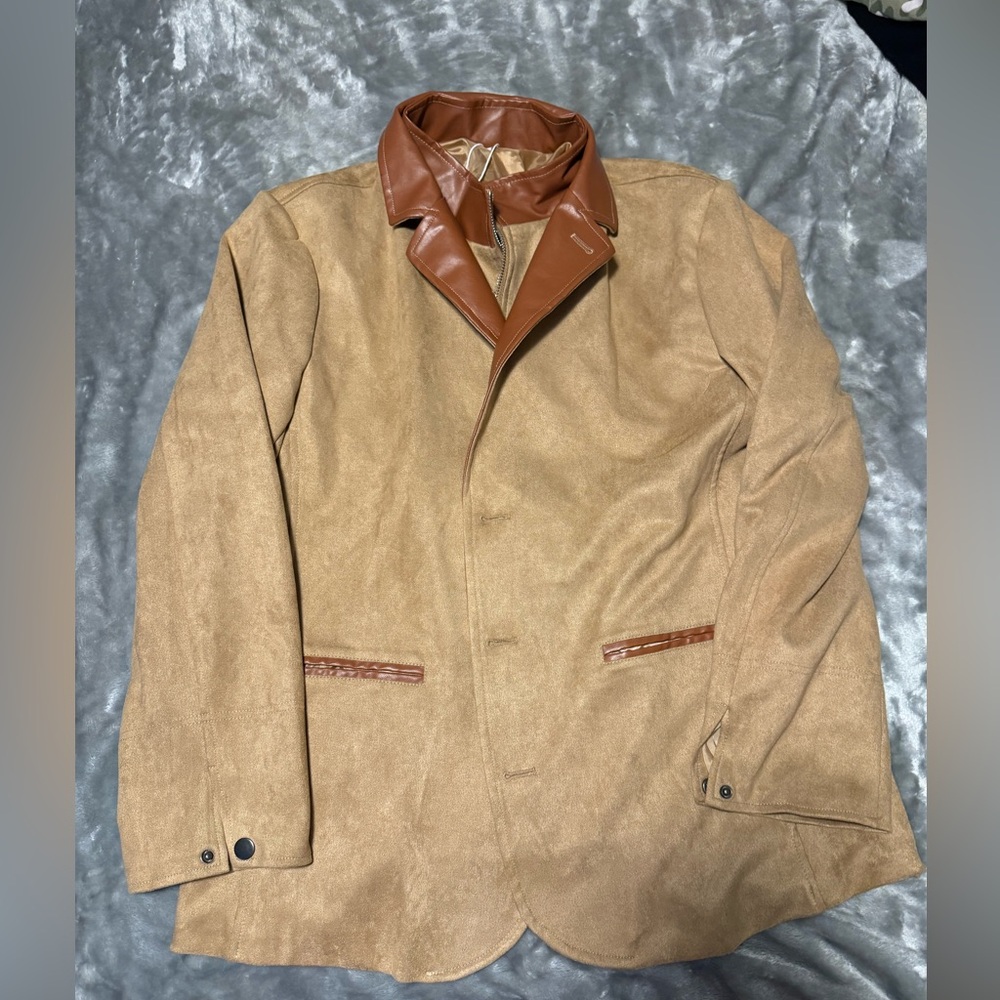 Men's Tan Jacket with Brown Accents